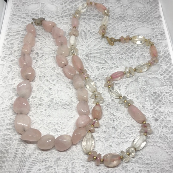 BUNDLE lot 2 vintage pink and white gemstone/stone necklaces boho chunky bead. - Picture 1 of 7